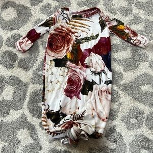 Posh Peanut knot gown Black Rose